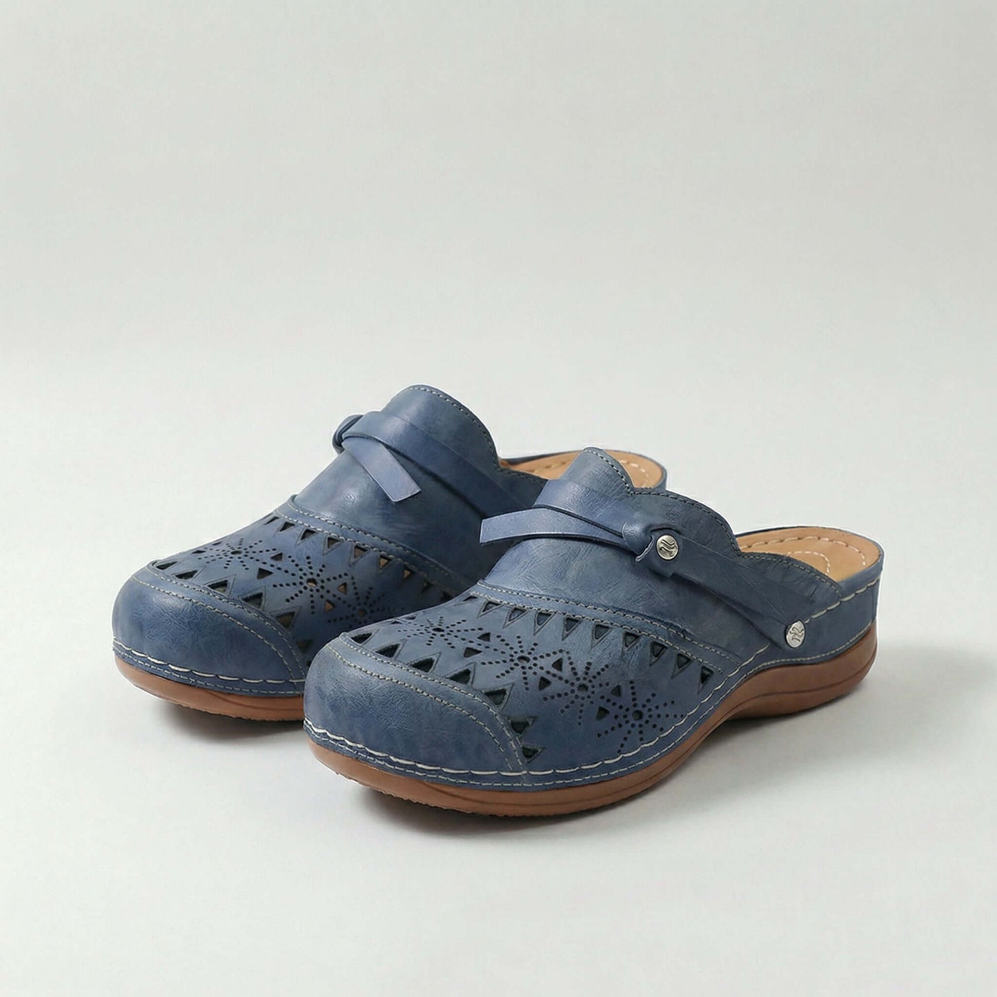 Béatrice | Mules en cuir ajouré à semelle ergonomique memory foam