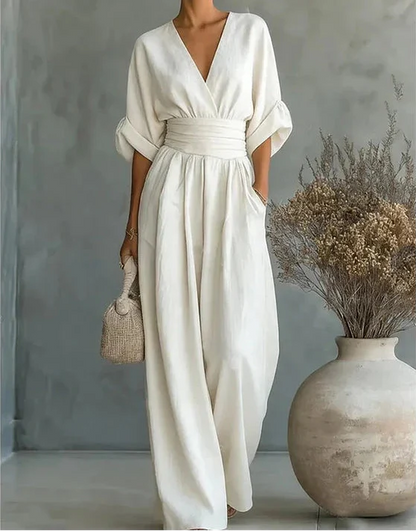 Dorothée | Combinaison pantalon blanche à col en V et ceinture drapée